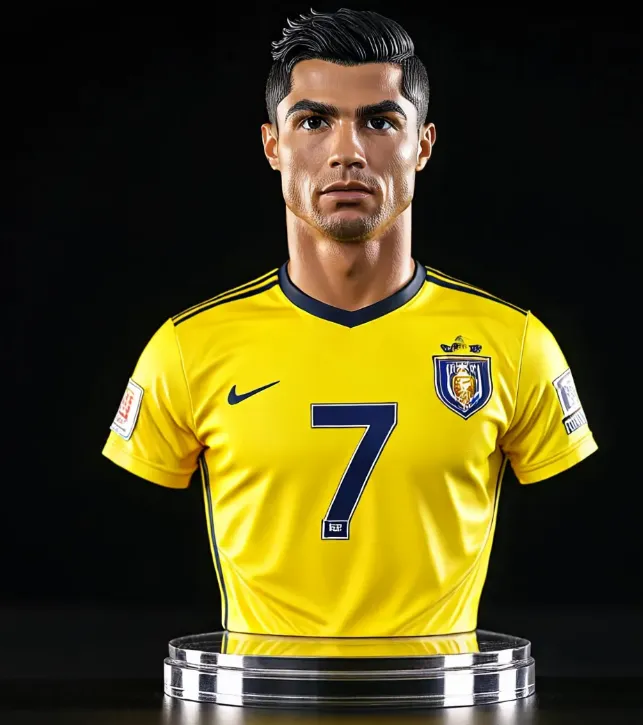 Cristiano Ronaldo Miniature (colour) Dovixstore